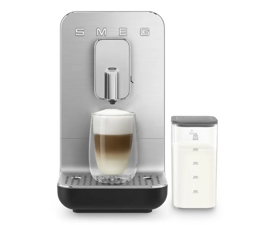  Кофемашина автоматическая SMEG BCC13BLMEU черно матовый 
